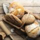 Gătește rapid și simplu de sărbători: avantajele mașinii de pâine moderne